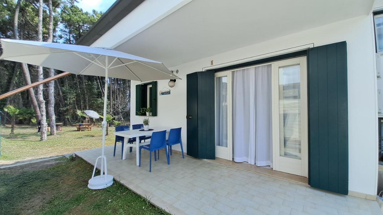 Villa Barbara Fra I Pini Lignano Sabbiadoro Exterior foto