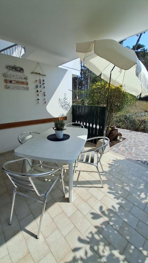 Villa Barbara Fra I Pini Lignano Sabbiadoro Exterior foto